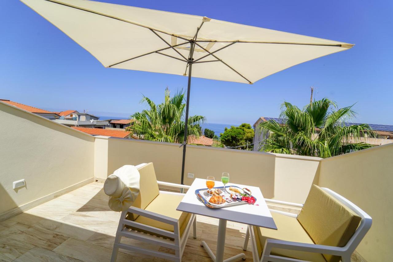 Suite Hotel L'Oasi Di Riaci (Adults Only) Santa Domenica  Buitenkant foto