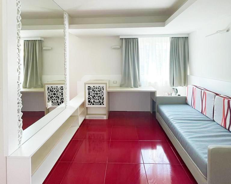 Suite Hotel L'Oasi Di Riaci (Adults Only) Santa Domenica  Buitenkant foto